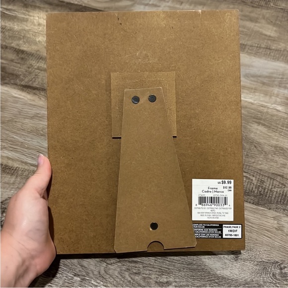 NWT Frame - Picture 2 of 2